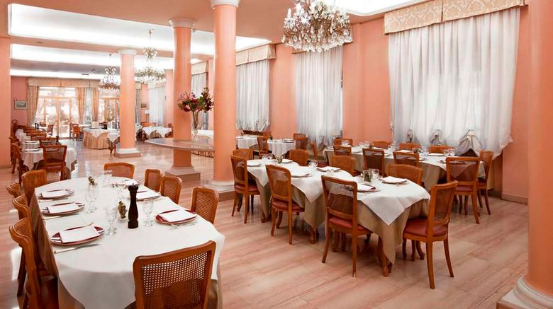 <b>Settentrionale Esplanade - Mon Restaurant</b>. Images powered by <a href="https://iceportal.shijigroup.com/" title="IcePortal" target="_blank">IcePortal</a>.