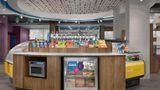 <b>Tru Stockbridge Restaurant</b>. Images powered by <a href="https://iceportal.shijigroup.com/" title="IcePortal" target="_blank">IcePortal</a>.
