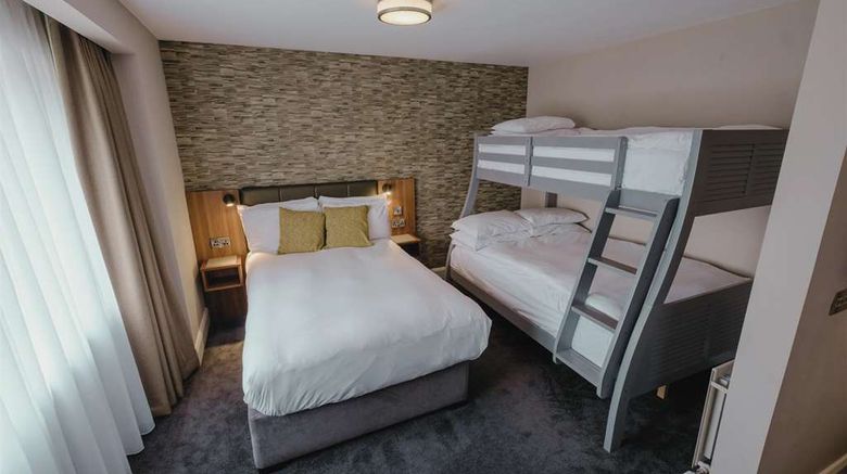 <b>Midleton Park Hotel & Spa Room</b>. Images powered by <a href="https://iceportal.shijigroup.com/" title="IcePortal" target="_blank">IcePortal</a>.
