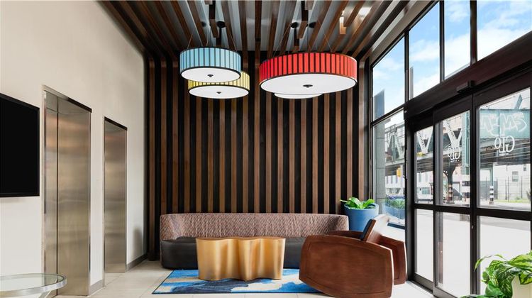 GLo Best Western Bronx NYC Lobby