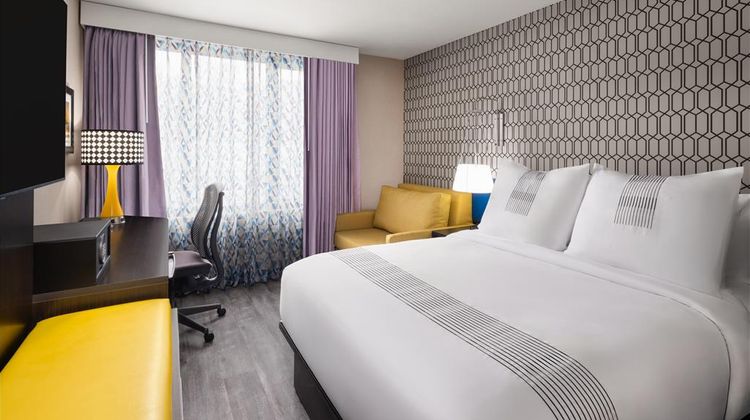 GLo Best Western Bronx NYC Room
