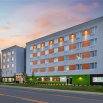 Best Western Plus Kawartha Lakes Hotel &