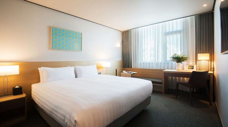 <b>Orakai Cheonggyesan Hotel Room</b>. Images powered by <a href="https://iceportal.shijigroup.com/" title="IcePortal" target="_blank">IcePortal</a>.