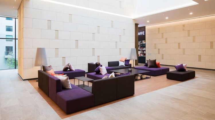 Orakai Cheonggyesan Hotel Lobby