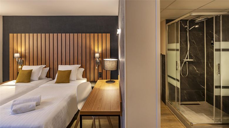 <b>Best Western Cote des Sables Room</b>. Images powered by <a href="https://iceportal.shijigroup.com/" title="IcePortal" target="_blank">IcePortal</a>.
