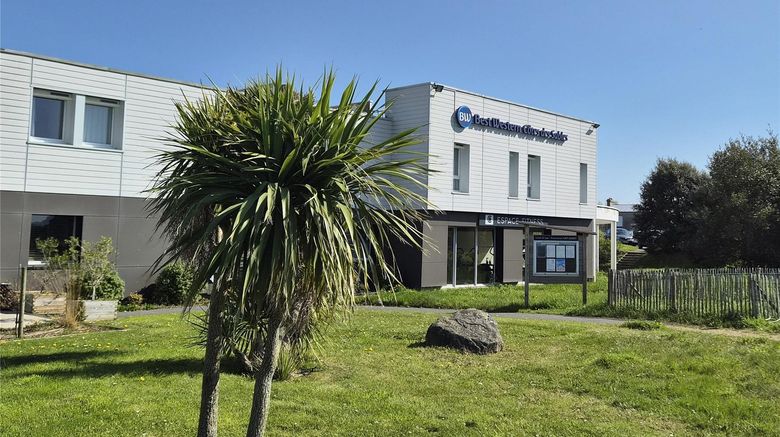 <b>Best Western Cote des Sables Exterior</b>. Images powered by <a href="https://iceportal.shijigroup.com/" title="IcePortal" target="_blank">IcePortal</a>.