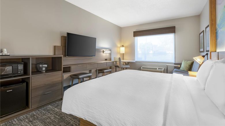 <b>Best Western Plus Pocomoke City Room</b>. Images powered by <a href="https://iceportal.shijigroup.com/" title="IcePortal" target="_blank">IcePortal</a>.