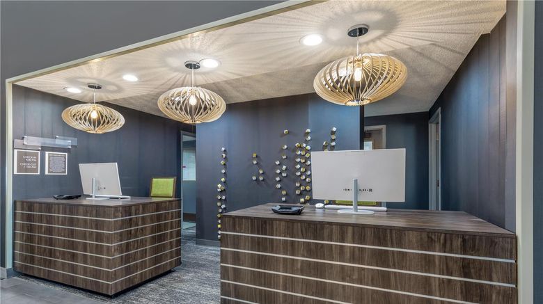 <b>Best Western Plus Pocomoke City Lobby</b>. Images powered by <a href="https://iceportal.shijigroup.com/" title="IcePortal" target="_blank">IcePortal</a>.