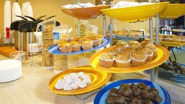 Econo Lodge Inn & Suites Biloxi Restaurant