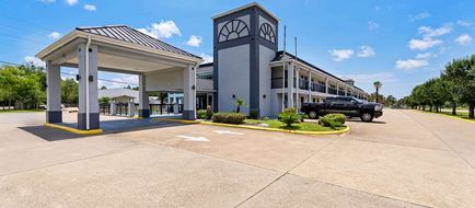 Econo Lodge Inn & Suites Biloxi Exterior