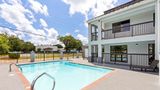 Econo Lodge Inn & Suites Biloxi Pool