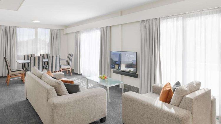 JetPark Hotel Auckland Airport Room