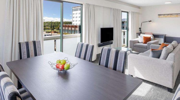 JetPark Hotel Auckland Airport Room