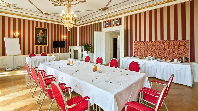 <b>Austria Trend Parkhotel Schoenbrunn Meeting</b>. Images powered by <a href="https://iceportal.shijigroup.com/" title="IcePortal" target="_blank">IcePortal</a>.