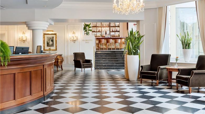 <b>Austria Trend Parkhotel Schoenbrunn Lobby</b>. Images powered by <a href="https://iceportal.shijigroup.com/" title="IcePortal" target="_blank">IcePortal</a>.