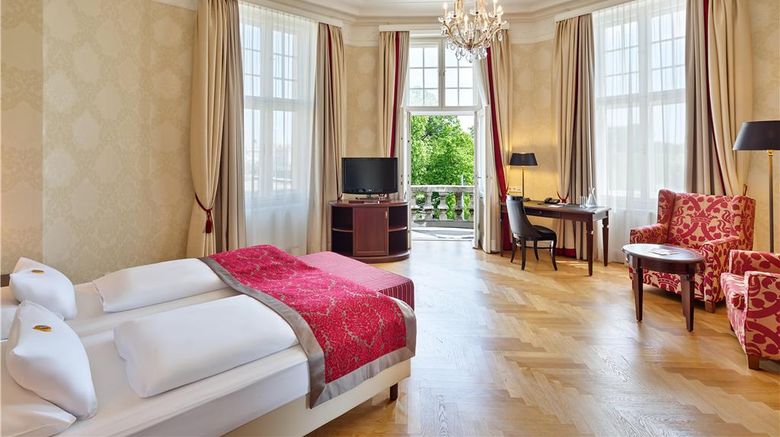 <b>Austria Trend Parkhotel Schoenbrunn Suite</b>. Images powered by <a href="https://iceportal.shijigroup.com/" title="IcePortal" target="_blank">IcePortal</a>.