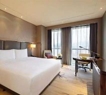 Wanda Realm Guangyuan Room