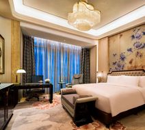Wanda Reign Chengdu Room