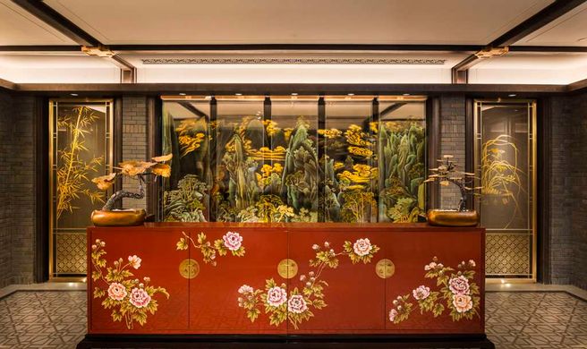 Wanda Reign Chengdu Lobby