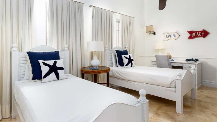 The Somerset on Grace Bay Room