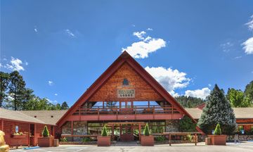 Kohls Ranch Lodge