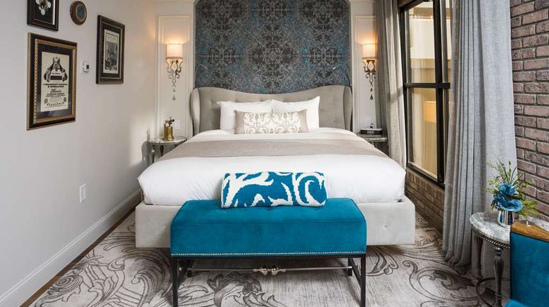 <b>The Ivey's Hotel Room</b>. Images powered by <a href="https://iceportal.shijigroup.com/" title="IcePortal" target="_blank">IcePortal</a>.