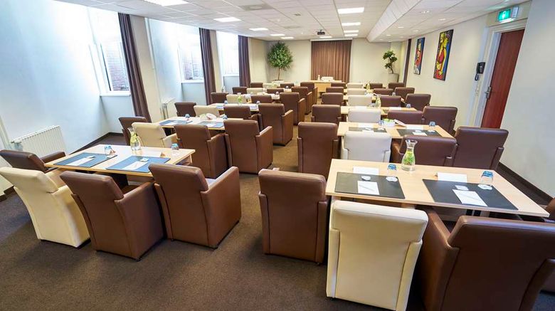 <b>Amrath Hotel Media Park Meeting</b>. Images powered by <a href="https://iceportal.shijigroup.com/" title="IcePortal" target="_blank">IcePortal</a>.