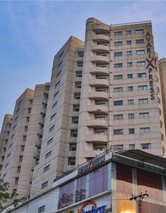 Avari Xpress Gulberg