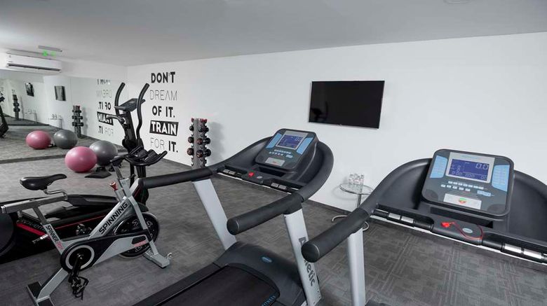 <b>HUB Hotel Asuncion Health</b>. Images powered by <a href="https://iceportal.shijigroup.com/" title="IcePortal" target="_blank">IcePortal</a>.