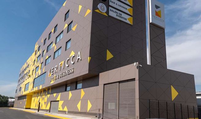 Verticca Hotel And Business Exterior
