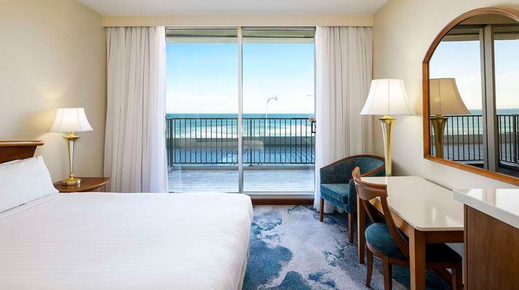 Noah's On the Beach Room