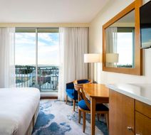 Noah's On the Beach Room