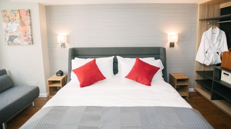 <b>Hotel 32 32 Room</b>. Images powered by <a href="https://iceportal.shijigroup.com/" title="IcePortal" target="_blank">IcePortal</a>.