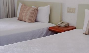 Los Patios Hotel
