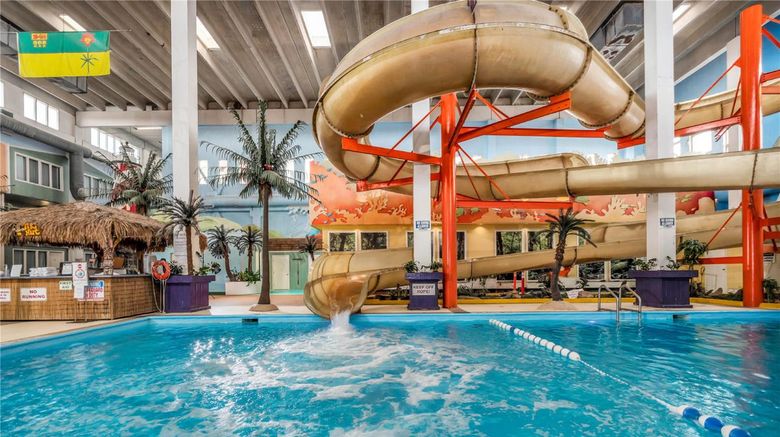 <b>Seven Oaks Hotel Regina, SureStay Pool</b>. Images powered by <a href="https://iceportal.shijigroup.com/" title="IcePortal" target="_blank">IcePortal</a>.