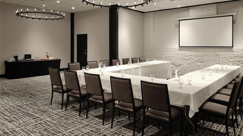 <b>Moco Hotel Meeting</b>. Images powered by <a href="https://iceportal.shijigroup.com/" title="IcePortal" target="_blank">IcePortal</a>.
