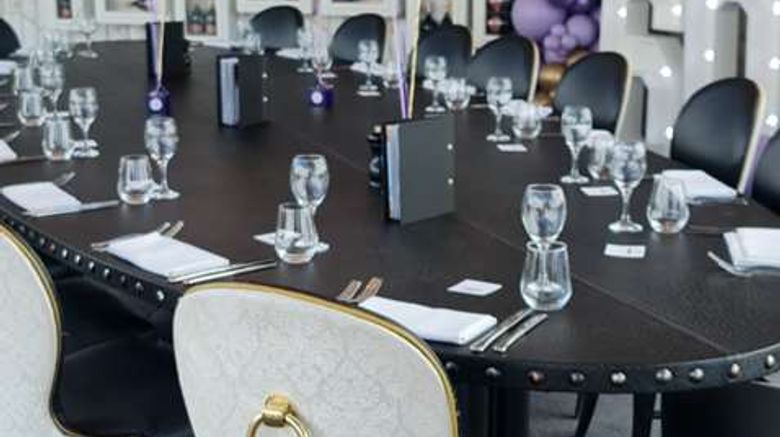 <b>The Cube Hotel Birmingham Meeting</b>. Images powered by <a href="https://iceportal.shijigroup.com/" title="IcePortal" target="_blank">IcePortal</a>.