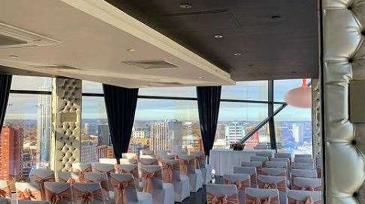 The Cube Hotel Birmingham Room