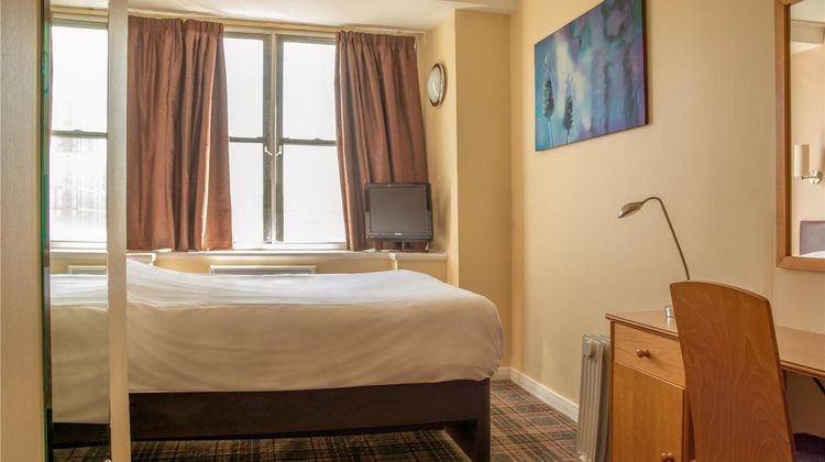 Britannia Inn Glasgow Room