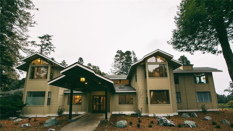 SCP Mendocino Inn and Farm Exterior