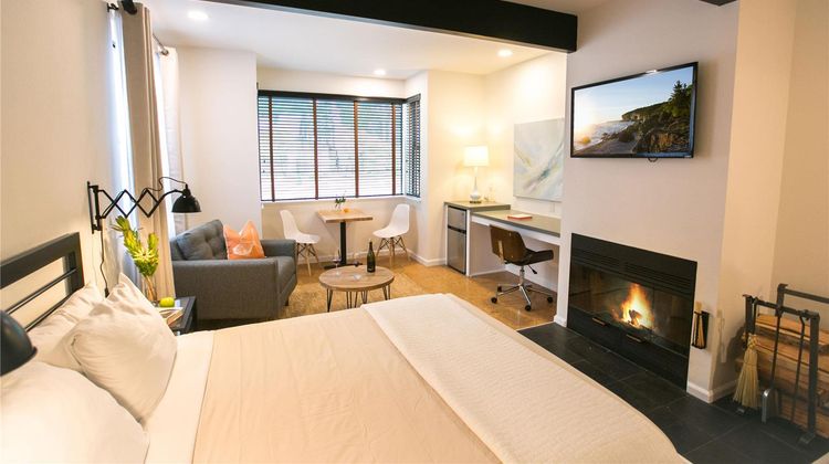 SCP Mendocino Inn and Farm Room