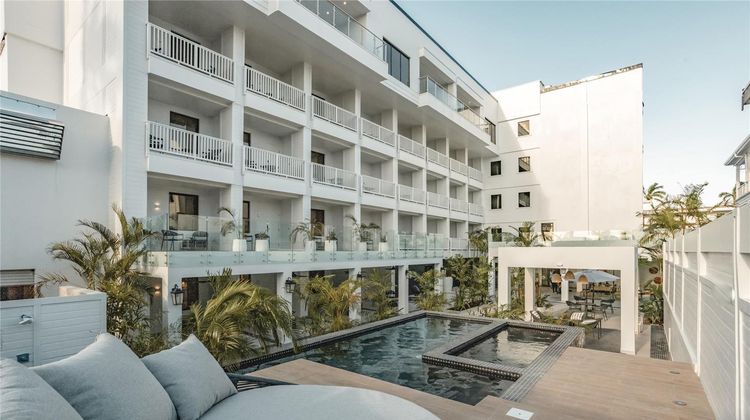 Fort George Hotel & Spa Pool