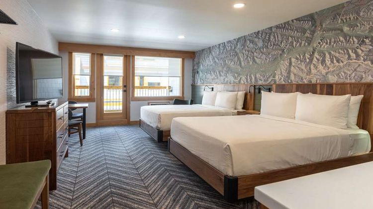 Hotel Canoe & Suites Room