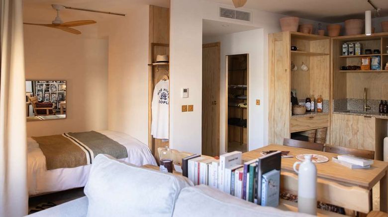 <b>Hotel Residence Le Massena Suite</b>. Images powered by <a href="https://iceportal.shijigroup.com/" title="IcePortal" target="_blank">IcePortal</a>.