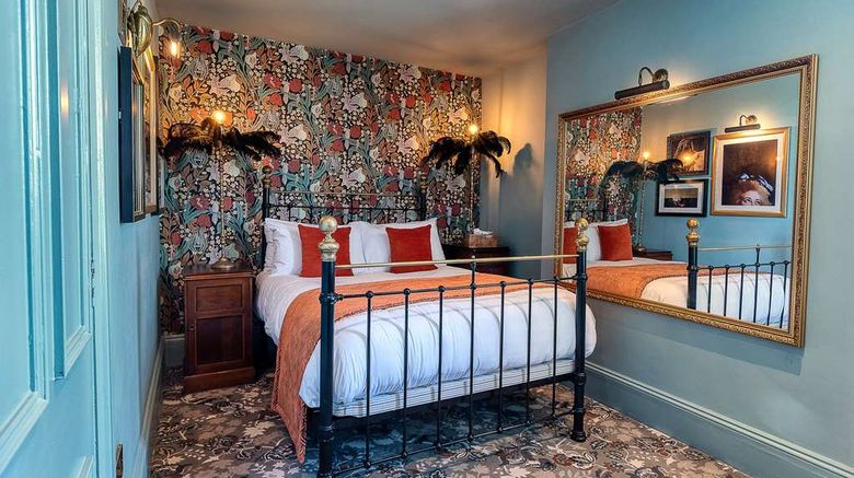 <b>Hotel Clementine, BW Premier Collection Room</b>. Images powered by <a href="https://iceportal.shijigroup.com/" title="IcePortal" target="_blank">IcePortal</a>.
