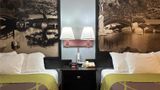 <b>Super 8 Chenoa Room</b>. Images powered by <a href="https://iceportal.shijigroup.com/" title="IcePortal" target="_blank">IcePortal</a>.