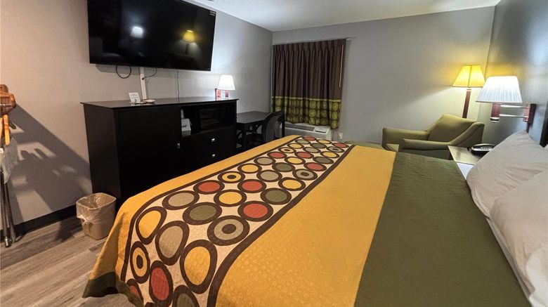 <b>Super 8 Chenoa Room</b>. Images powered by <a href="https://iceportal.shijigroup.com/" title="IcePortal" target="_blank">IcePortal</a>.