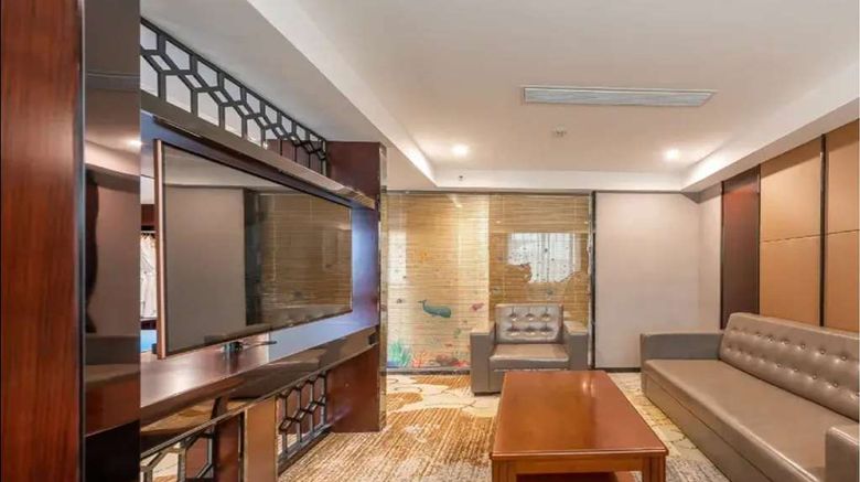<b>Days Inn Business Place Guilin Yishun Room</b>. Images powered by <a href="https://iceportal.shijigroup.com/" title="IcePortal" target="_blank">IcePortal</a>.