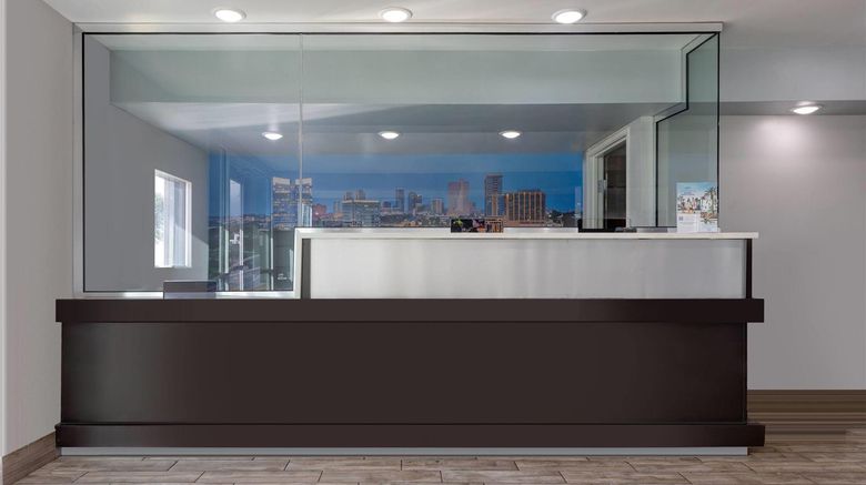 <b>Super 8 Ft Worth Entertainment District Lobby</b>. Images powered by <a href="https://iceportal.shijigroup.com/" title="IcePortal" target="_blank">IcePortal</a>.