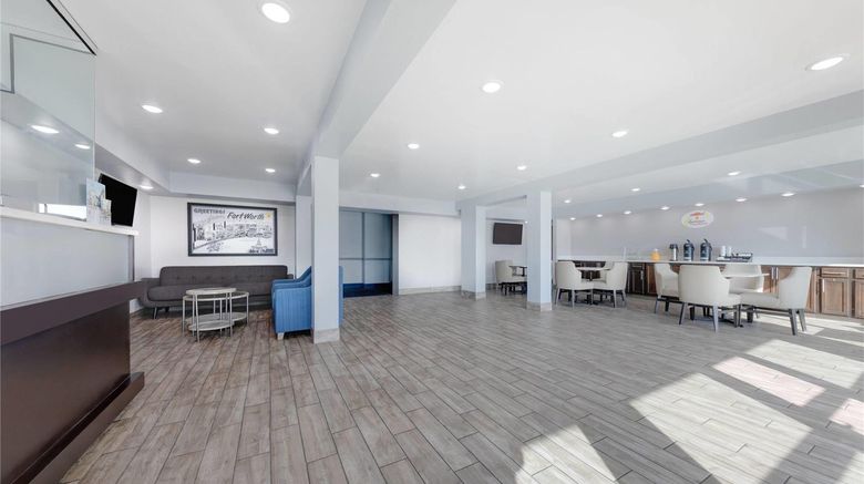 <b>Super 8 Ft Worth Entertainment District Lobby</b>. Images powered by <a href="https://iceportal.shijigroup.com/" title="IcePortal" target="_blank">IcePortal</a>.